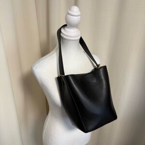 ZARA Classic Black Faux Leather Bucket Bag - Sleek Everyday Tote